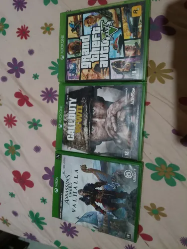 Vendo GTA V, assasin's Creed Valhalla, COD WWII para Xbox one 