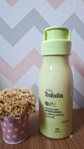 Creme Natura Tododia Flor De Pera Melissa