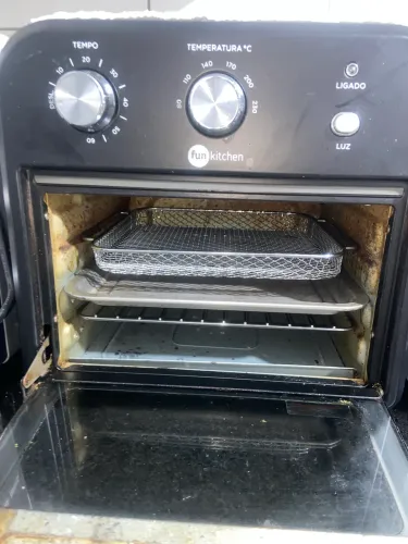 Forno e fritadeira elétrica
