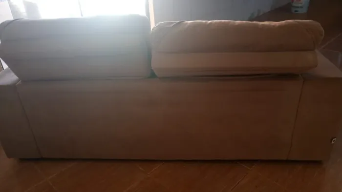 Sofá retrátil usado