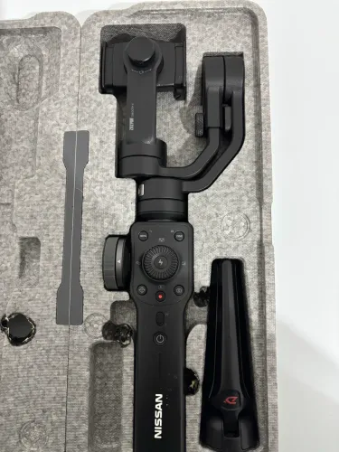 estabilizador/ gimbal zhiyun smooth 4