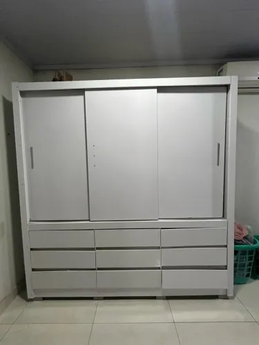 Vendo guarda-roupas de casal