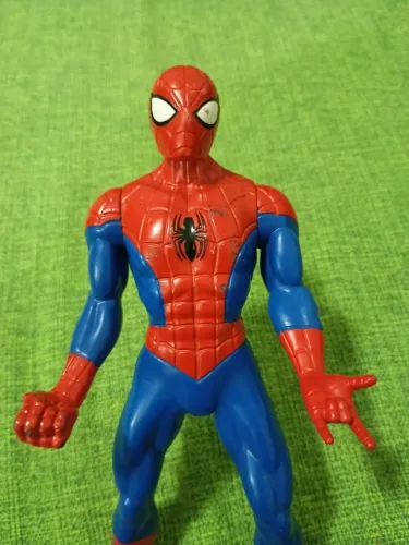 Boneco do Homem Aranha