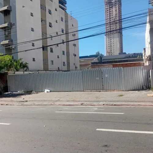 Av 136 St Marista