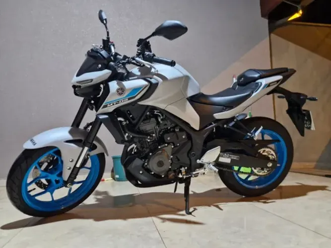 YAMAHA MT-03 CINZA 2026/2027