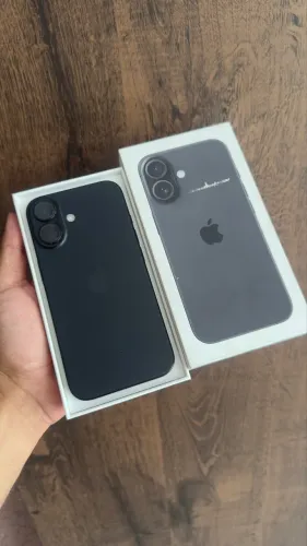 iPhone 16