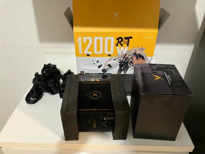 Fonte Ruix 1200W Full Modular PCIe 3.1 Nova