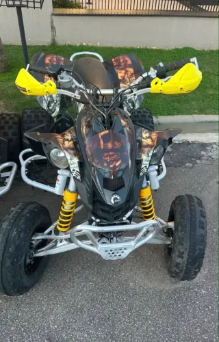 Vendo Quadriciclo pouco usado