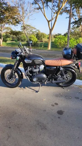Triumph Bonneville T100 Black 2019 - Impecável + R$ 10 mil em Upgrades