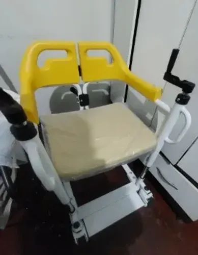 Cadeira de banho e transferência
