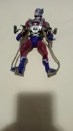 Boneco Orion Dc Universe