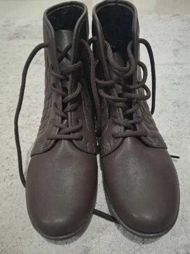Bota Dakota