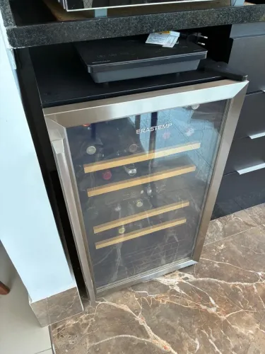 Adega Brastemp Dual Zone para 33 Garrafas de Inox - 93L - 127V