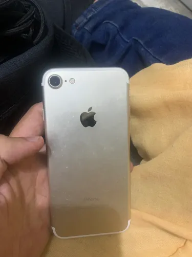 iPhone 7 128GB USADO