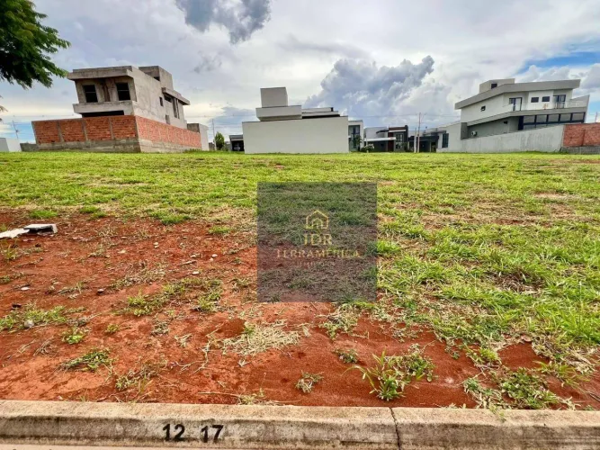 Terreno à venda no Condomínio Recanto das Águas em Nova Odessa | 314,69 m² | Excelente loc