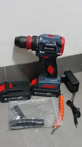 Furadeira parafusadeira ecosen 21 V de potência motor sem escova brushless