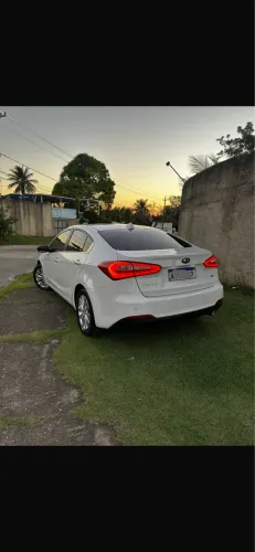 Kia Motors Cerato 1.6 16V Flex Aut. 2014
