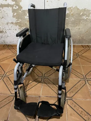 Cadeira de Rodas.