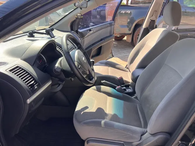Nissan Sentra SR 2.0 Flex Fuel 16V Mec. 2012