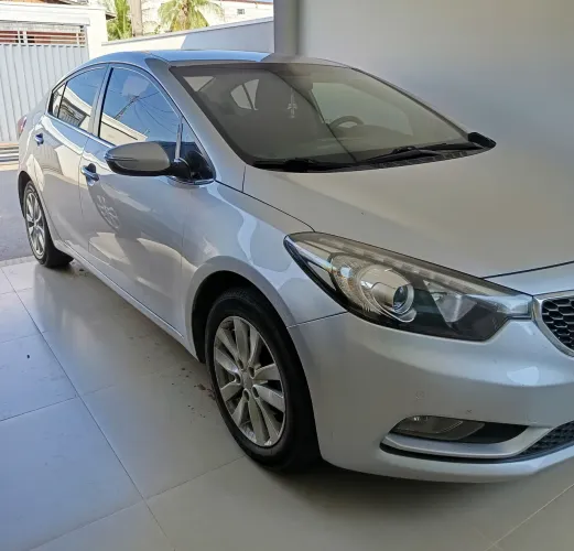 Kia Motors Cerato 1.6 16V Mec. 2013