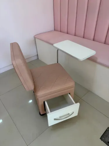 Cadeira de Manicure Cirandinha