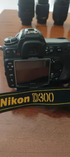 Camera Fotográfica Nikon