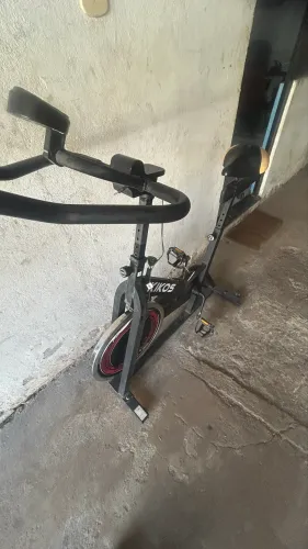 BICICLETA ERGOMÉTRICA