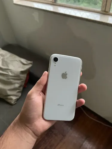 iPhone XR branco