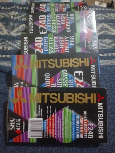 Lote de 5 fitas VHS virgens Mitsubishi E-240 super Hugh quality lacradas.