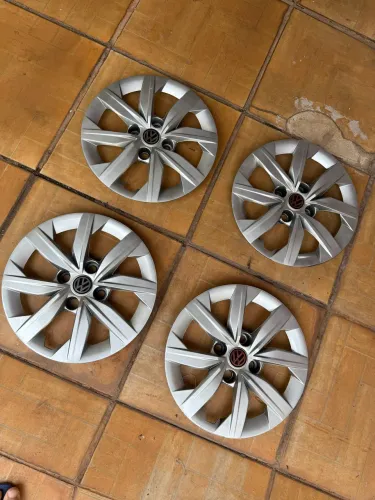 Calotas Volks Gol aro 14