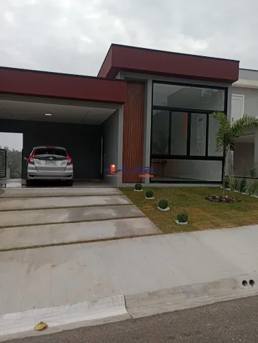 Imperdível Sobrado à Venda em Mogi das Cruzes-SP, Bairro Cézar de Souza: 3 Quartos, 2 Suít