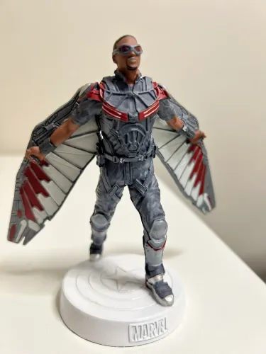 Falcão Sam Wilson - Eaglemoss 