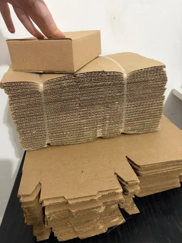 Caixas papelão