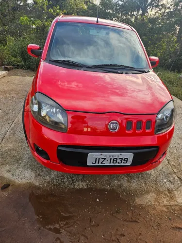 Fiat Uno Sporting 1.4 EVO Fire Flex 8V 4P 2012