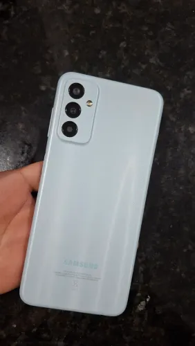 Samsung M13