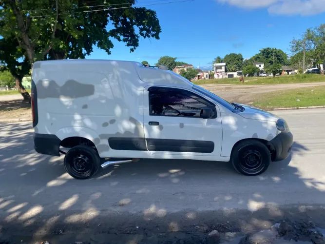 Fiat Fiorino Furgão Work. Hard 1.4 Flex 8V 2P 2017