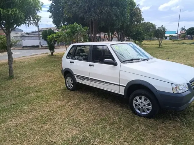 Fiat Uno Mille WAY Economy 1.0 F.flex 4P 2010