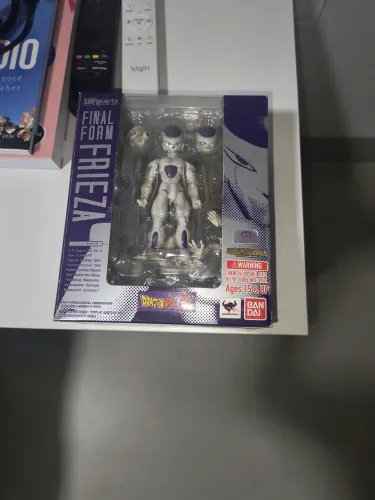freeza 1.0 sh figuarts