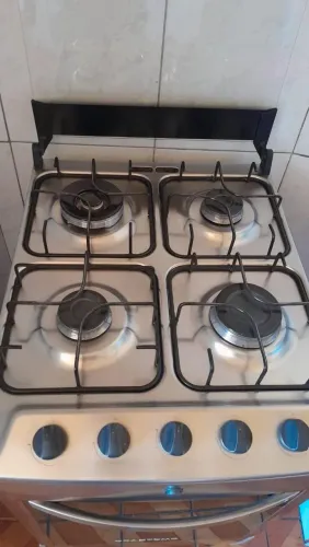 Fogao inox,4 bocas!perfeito!