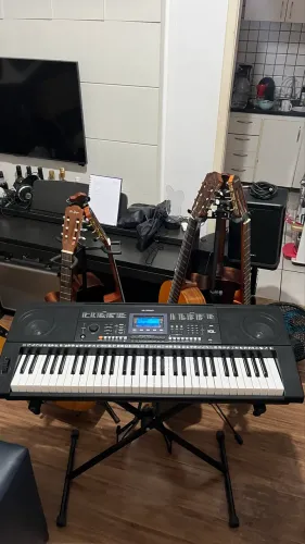 Teclado Musical Kgl Kg-500md Midi Profissional Usb 500 Ritmo