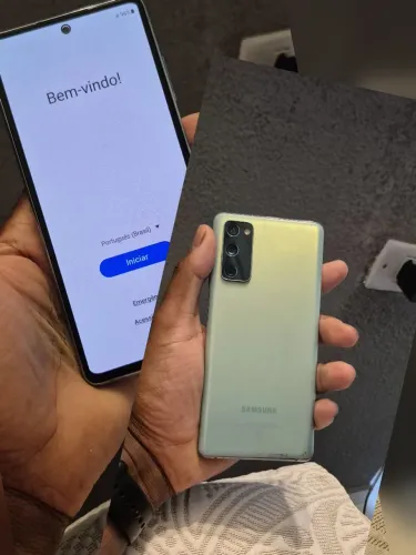 Samsung Galaxy s20 fee
