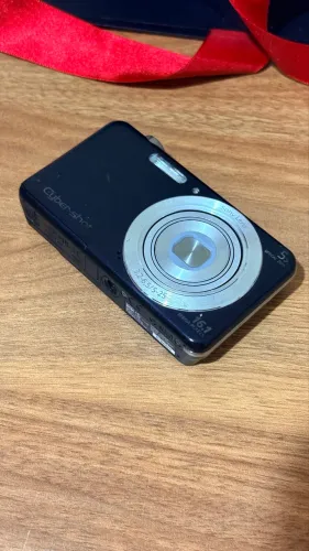 Sony cybershot dsc - w710
