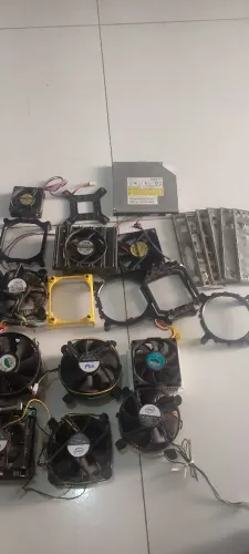 DISPENSO CURIOSOS! Coolers Boxes DDR2 DDR3 E MAIS.