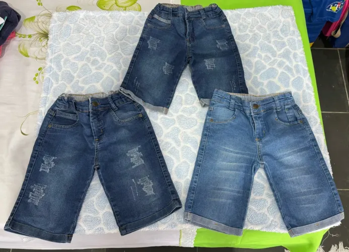 Lote 3 bermudas infantil jeans tamanho 8