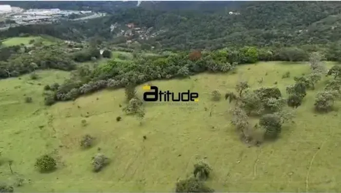 ÁREA A VENDA DE 95.747,26 METROS - SANTANA DE PARNAÍBA