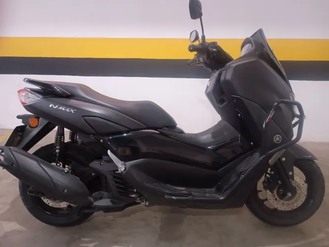 Nmax 160 ABS apenas 12 mil km rodados impecável 21 X cartão troca o carro ou moto