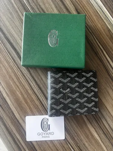 carteira goyard chevron print coated canvas