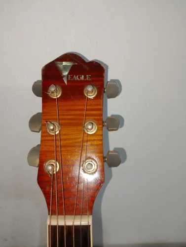 Violão Eagle elétrico preço de desapego