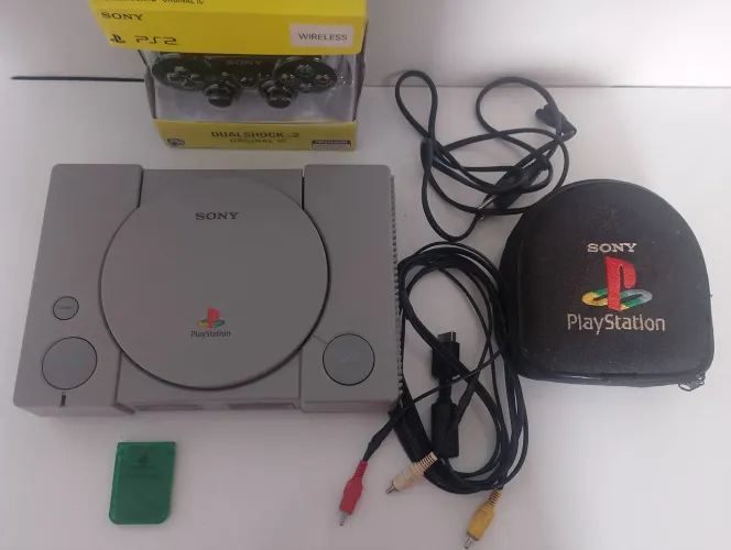 Playstation 1 Fat - Relíquia Leitor original está novo !