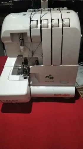 vendo máquina de costura ultralock